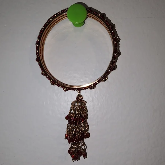 Bollywood Goldtone and Red Bangle Set - Picture 4 of 9